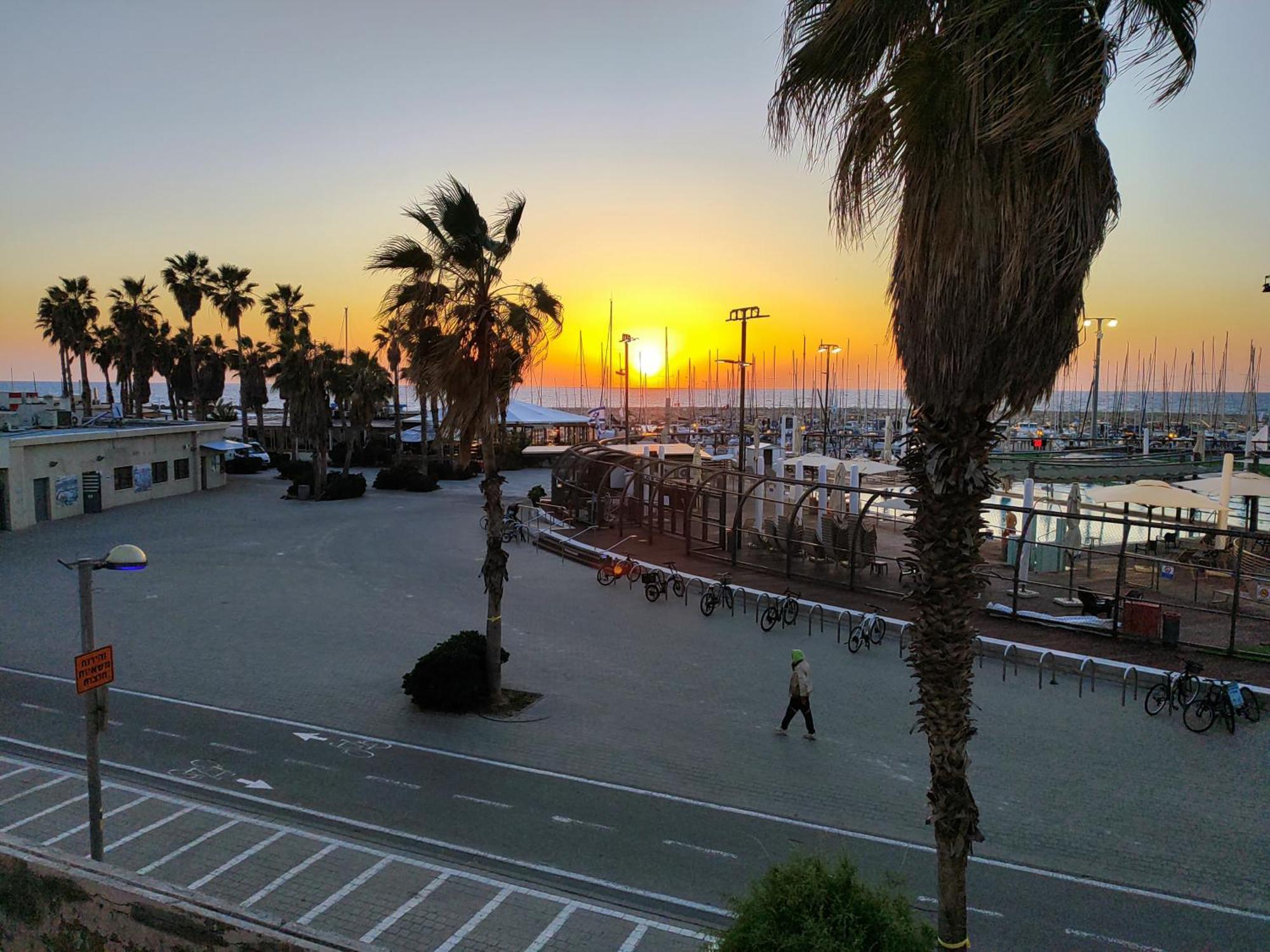 Marina Beach Hotel Tel Aviv Exteriör bild