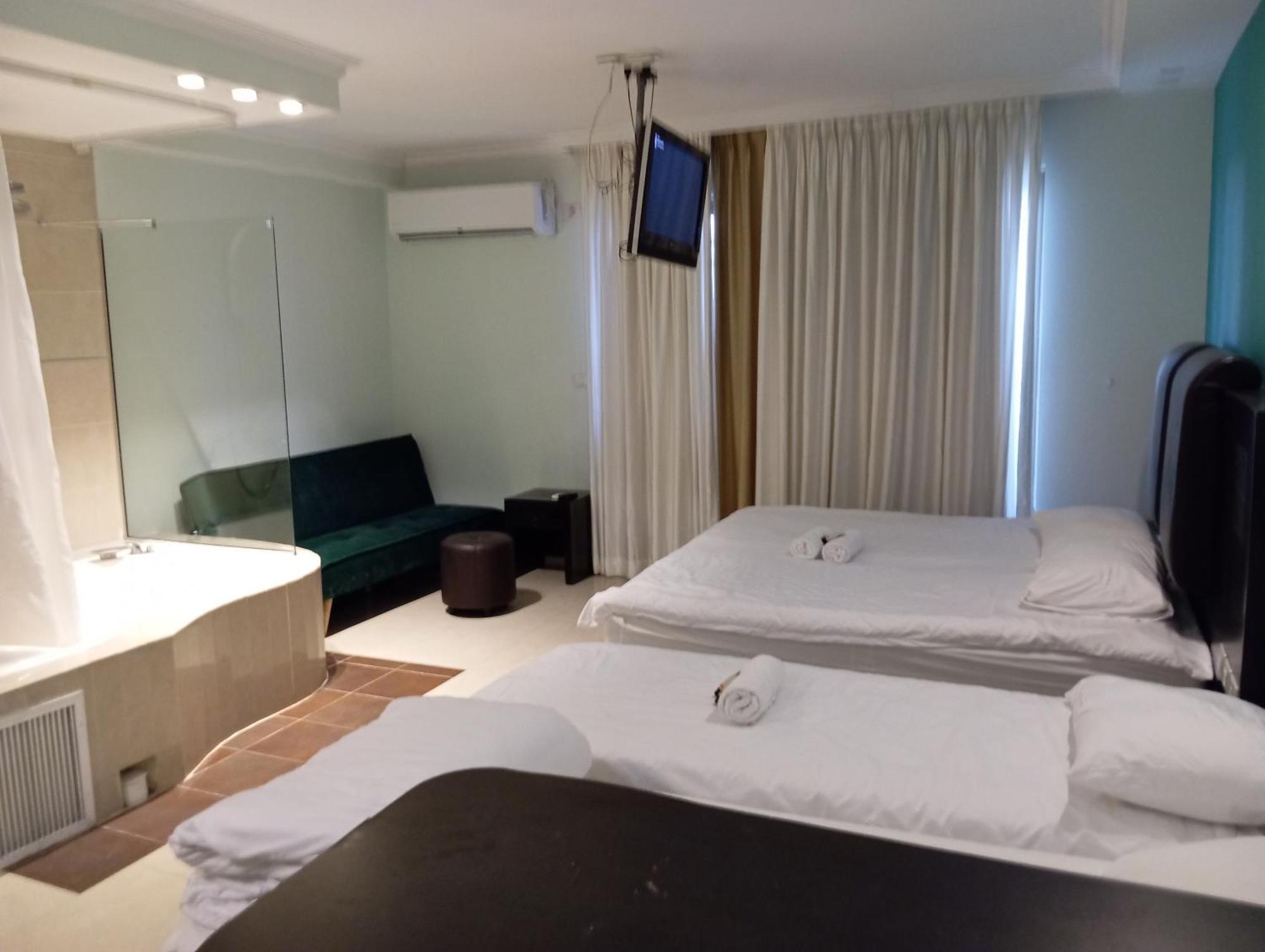 Marina Beach Hotel Tel Aviv Exteriör bild